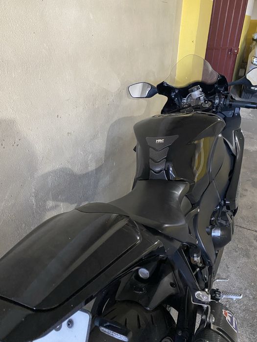 Honda CBR 1000RR - Vários extras