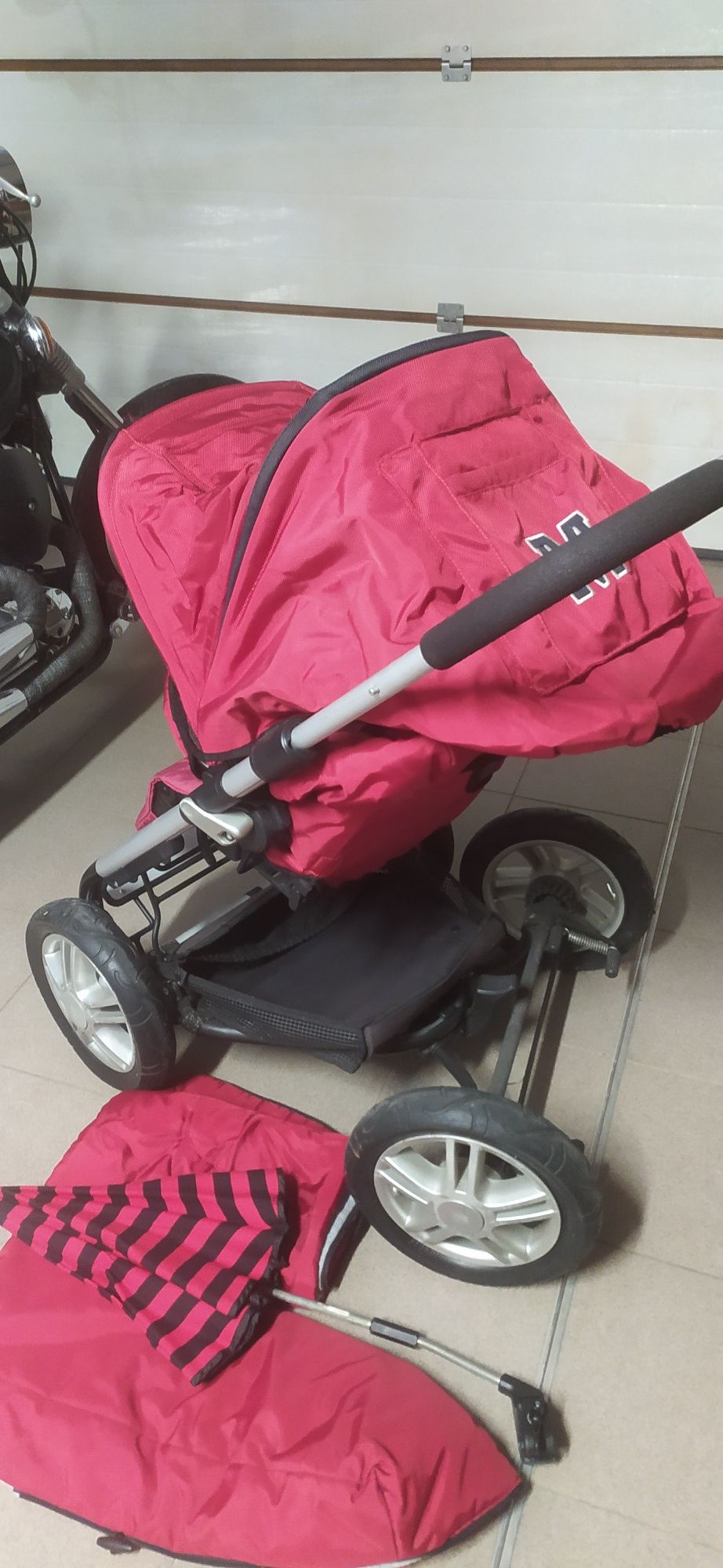 Wózek dziecięcy MUTSY - spacerowy + gondola