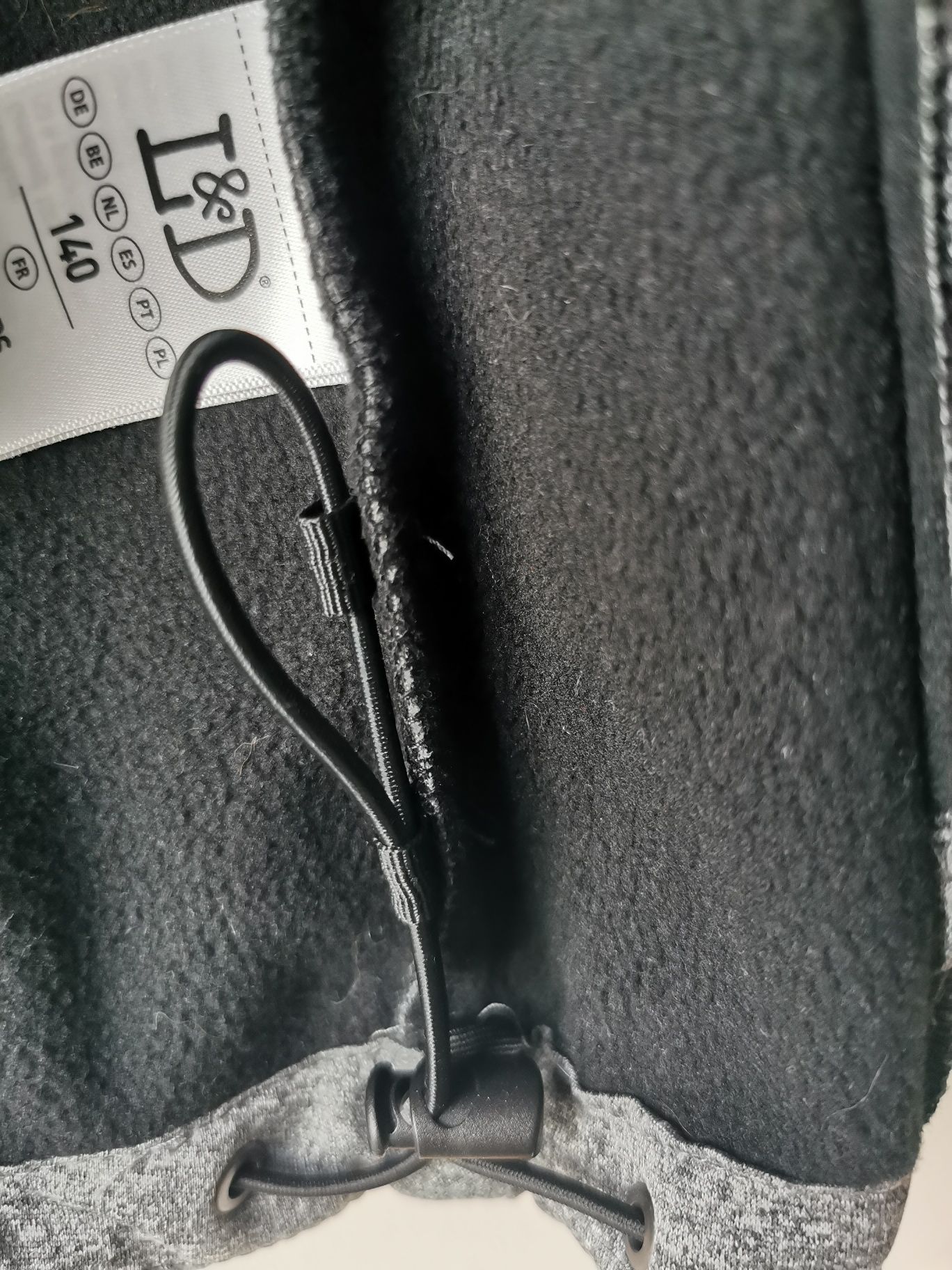 Kurtka Softshell z kapturem