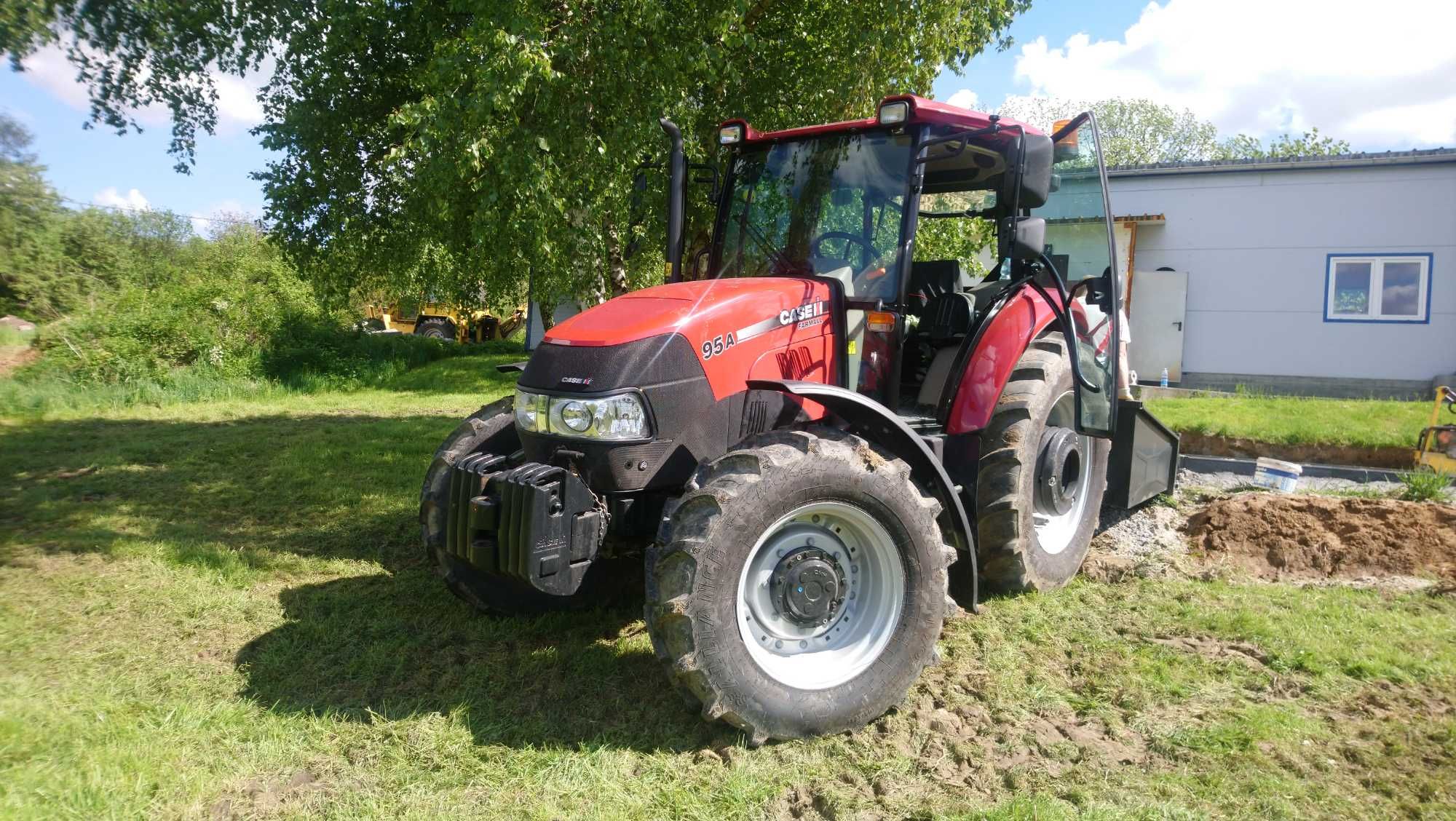 Transport wywrotką Ciągnik rolniczy