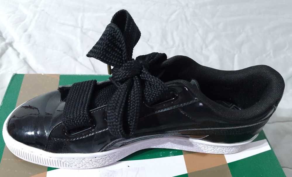Sapatilhas PUMA com laço Preta Tam:36 (1196)