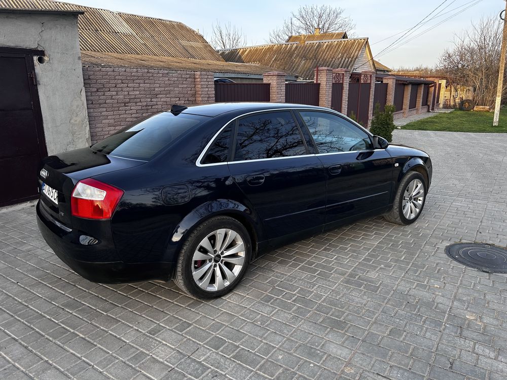 Audi A4  2.5 Дизель , Автомат , quattro