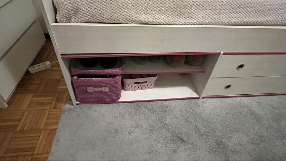 Cama solteiro para menina