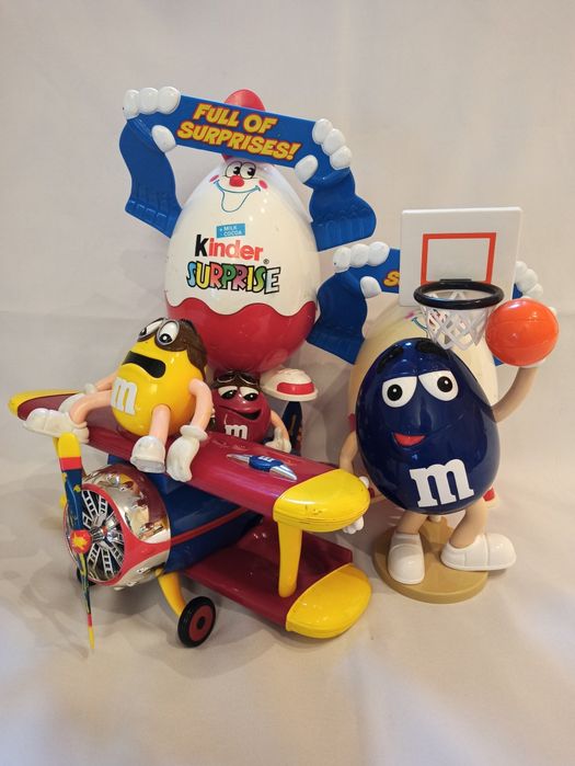 Фигурки диспансер, Киндерино Kinder, набор из 4 штук