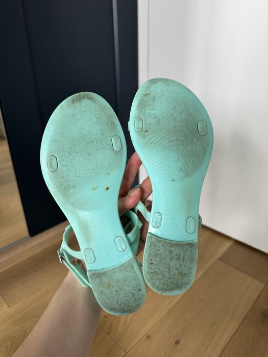 Sandałki gumowe Reserved r. 36