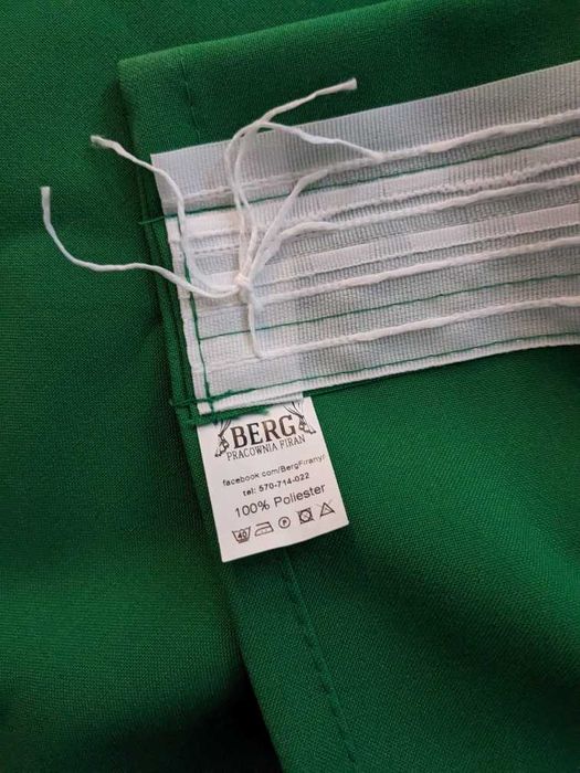 NOWE Zasłony 300x145cm na taśmie zielone matowe półzaciemniające 2szt