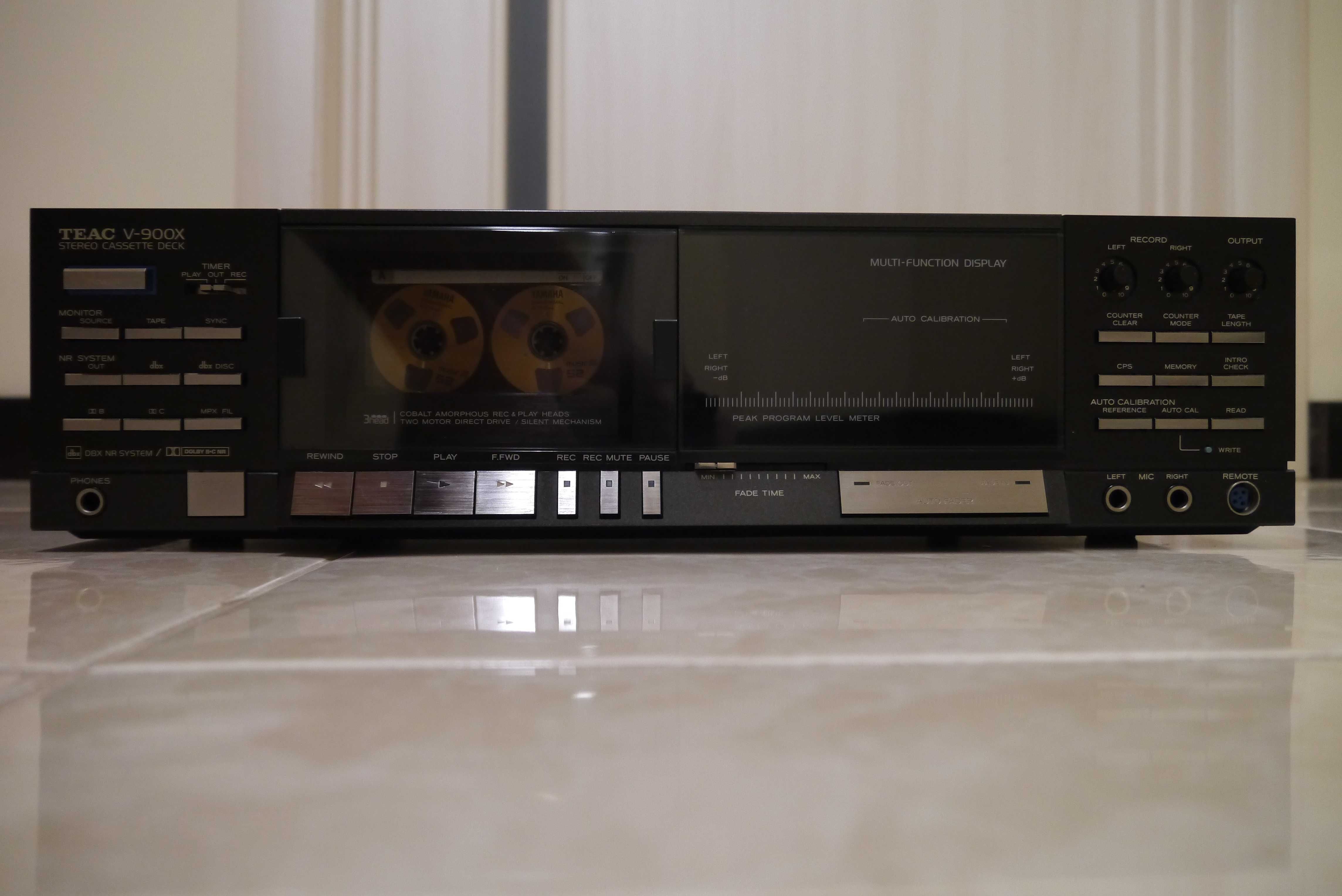Касетна дека TEAC V-900X