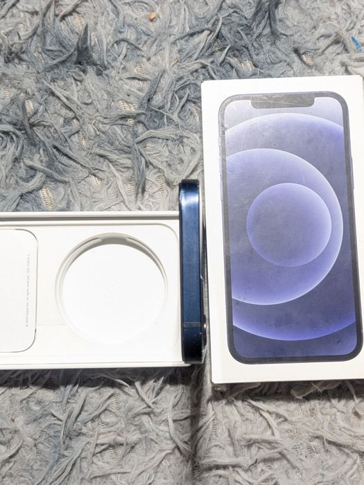 Iphone 12  r-sim с коробкой