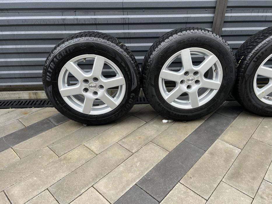 Диски і Шини 15R 5x114.3 Kia Mazda Toyota Renault