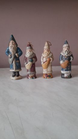 Świąteczne Figurki kolekcjonerskie - Mikołaje   ręcznie malowane