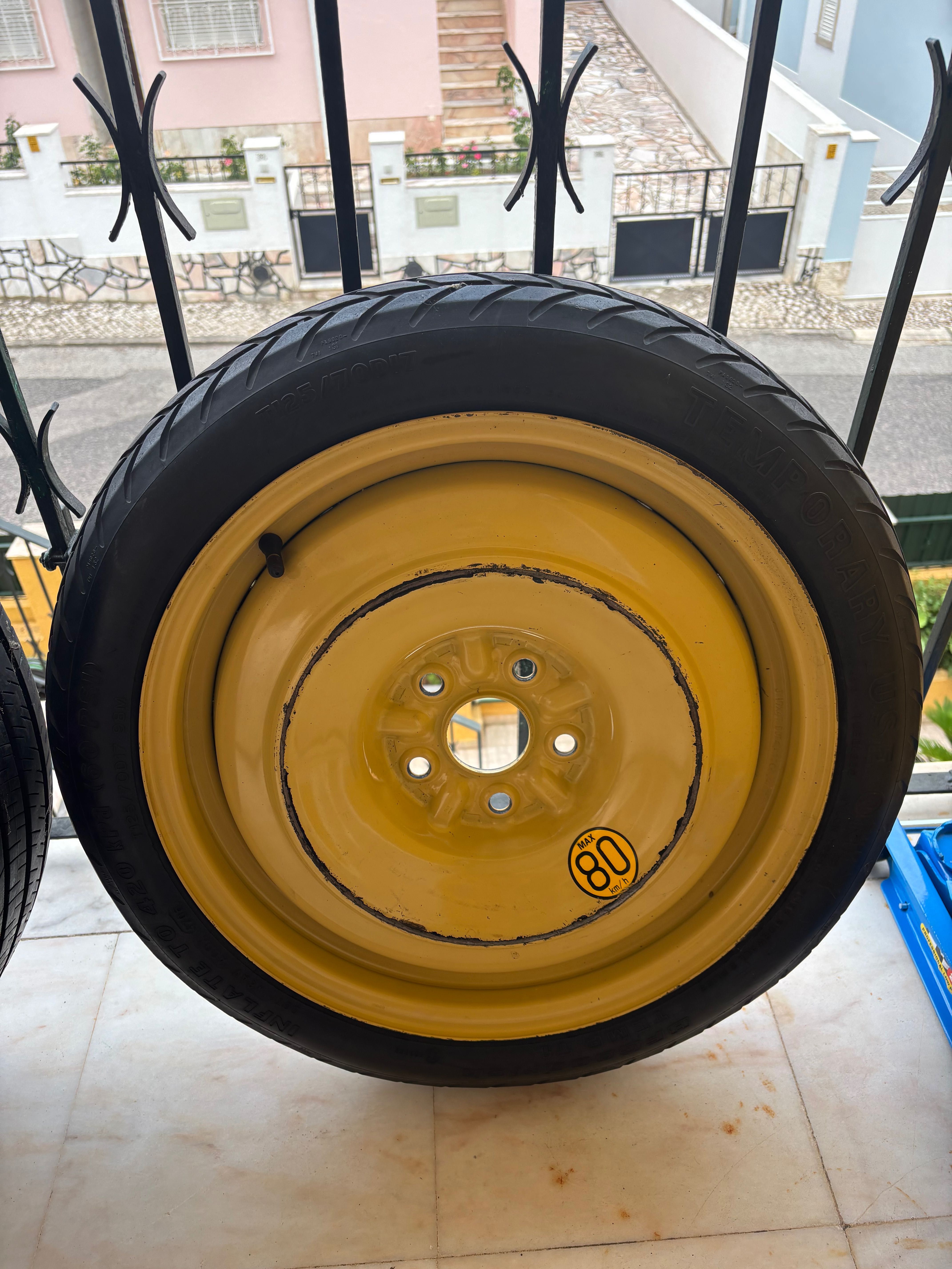 4 X Jantes  16 Toyota genuínas com 4 pneus Dunlop 215/65/16 novos