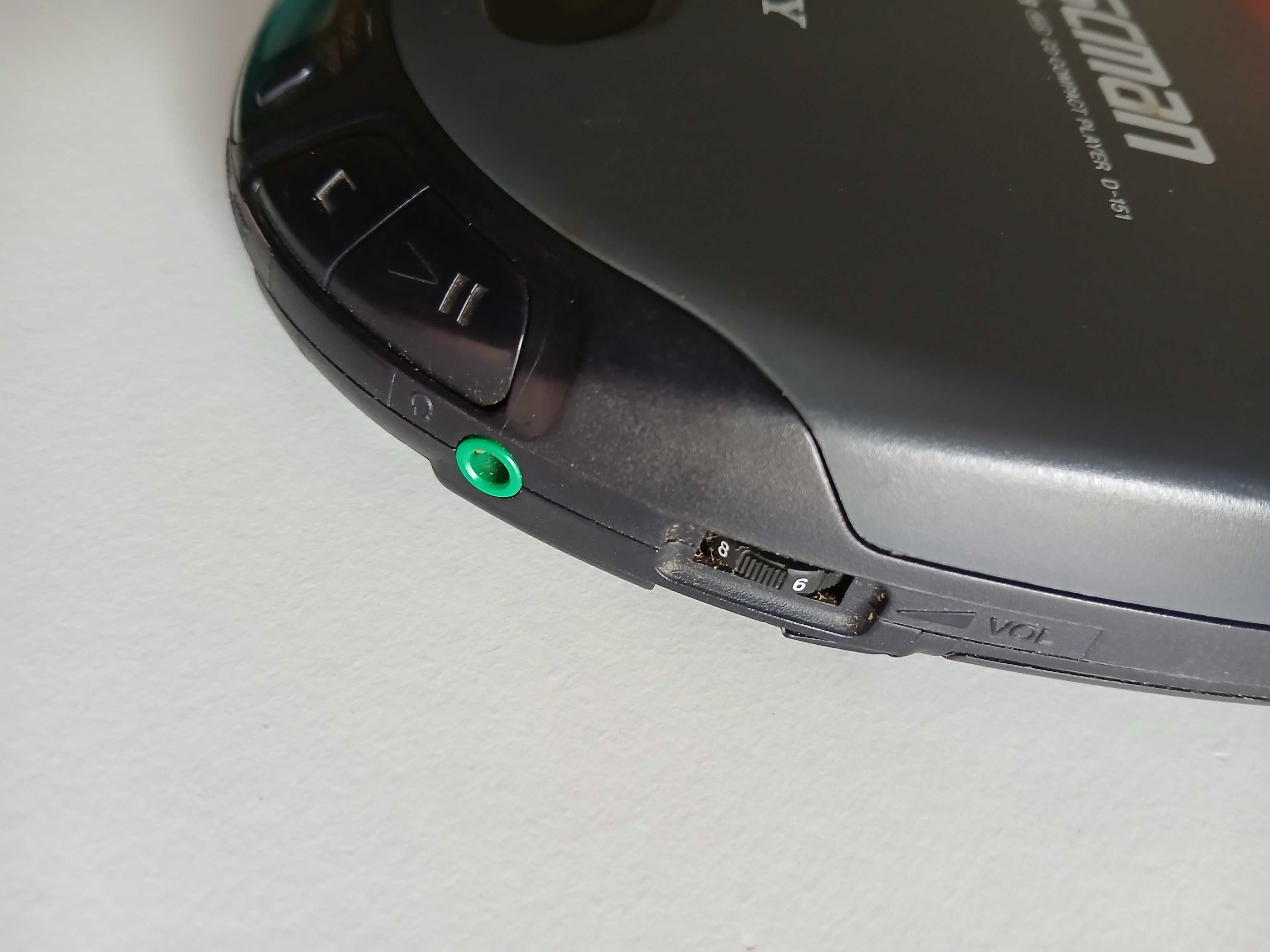 Sony Discman D-151 CD Player + adaptador de corrente (Para reparação)