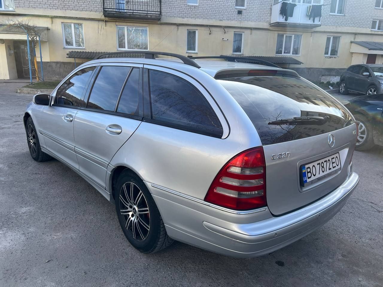 Продам Mercedes Benz W203 220 CDI
2003 рік 2.2 дизель 
Авто в доброму