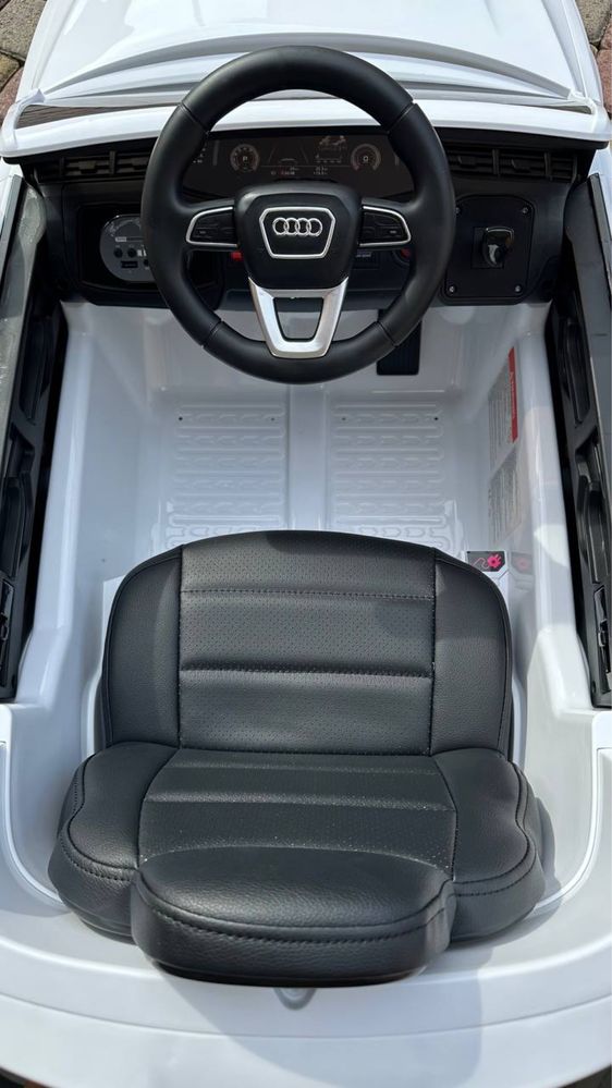 Авто на акумуляторі Детский електромобіль Audi Q7 Ауді Q7 Дитячий