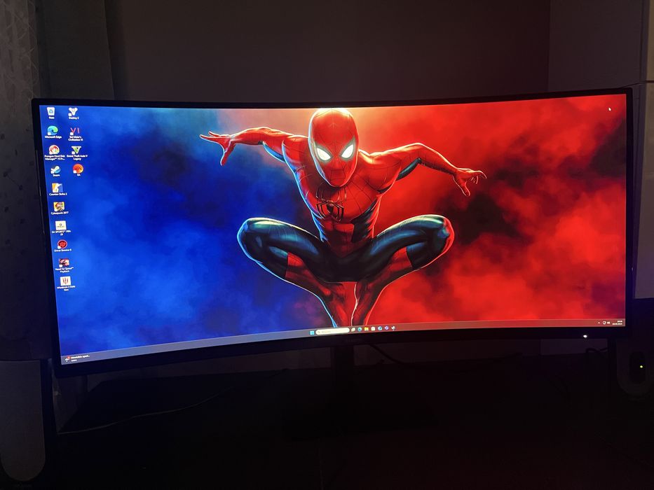 Zestaw komputerowy do gier Ryzen7/32gb/RX9060XT 16gb/m.2/ Xiaomi 34"