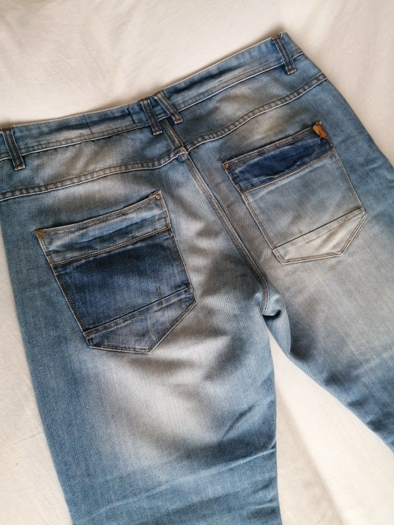 Spodnie jeansowe męskie (House)
