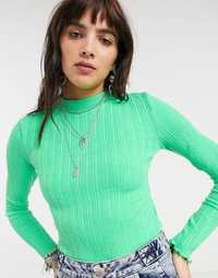Bershka – Zielona prążkowana bluzka z długim rękawem. Jak nowa