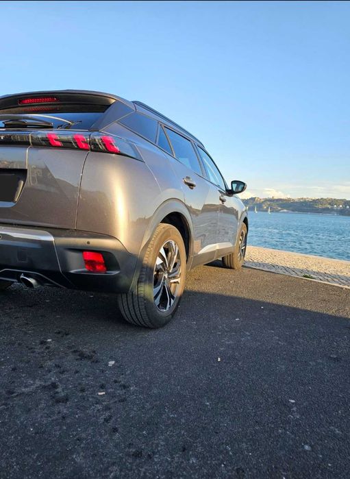 Peugeot 2008 ALLURE BlueHDi