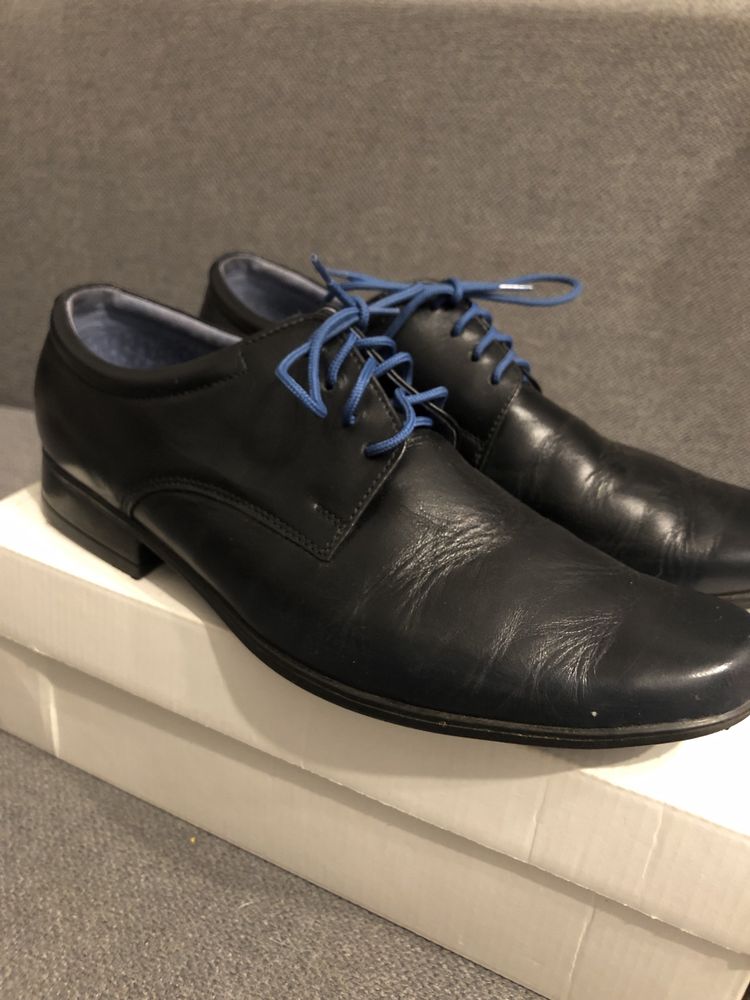 Buty garniturowe 37 Komunia slub chrzciny impreza bal ósmoklasisty