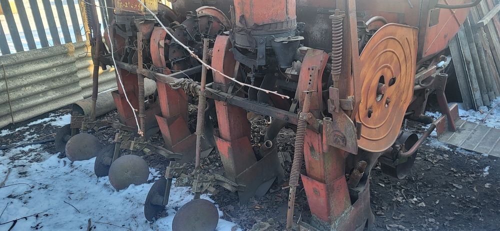 Картоплесаджалка