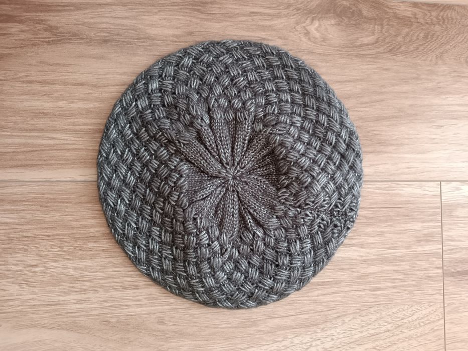 Szary damski beret z błyszczącą nitką OVS