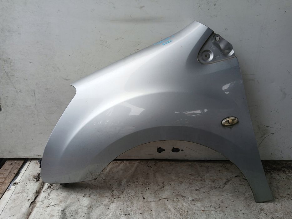 renault berlingo ii błotnik lewy ezrc