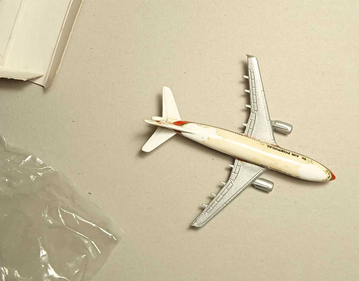 Avião Miniatura de colecção - TAP Air Portugal - Portes Grátis