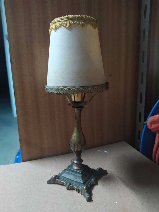 Candeeiro de mesa