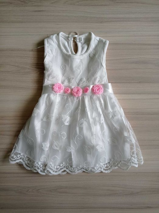 Sukienka na chrzest dla dziewczynki, jasna, elegancka, lato