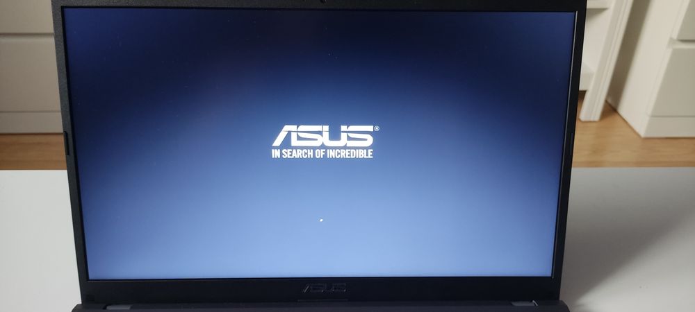Laptop firmy Asus