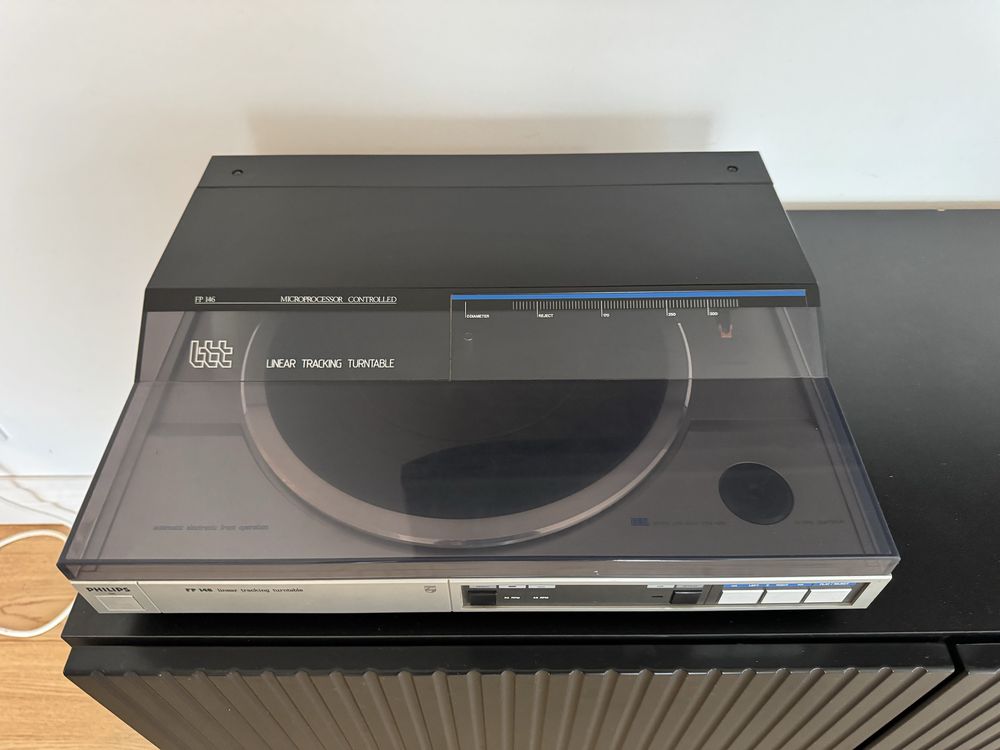 Gramofon Linearny PHILIPS FP 146