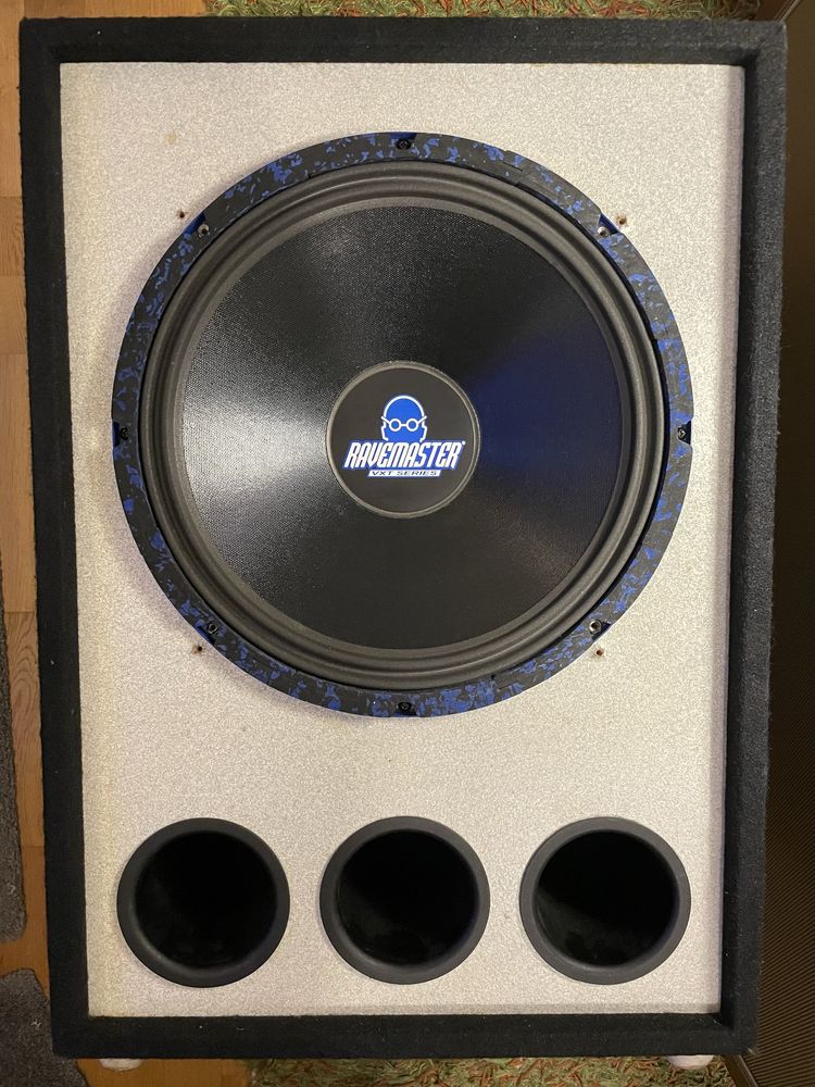 Subwoofer 15” Ravemaster FVX 21500 na VXT 1524 2x4Ohm 800W 38cm