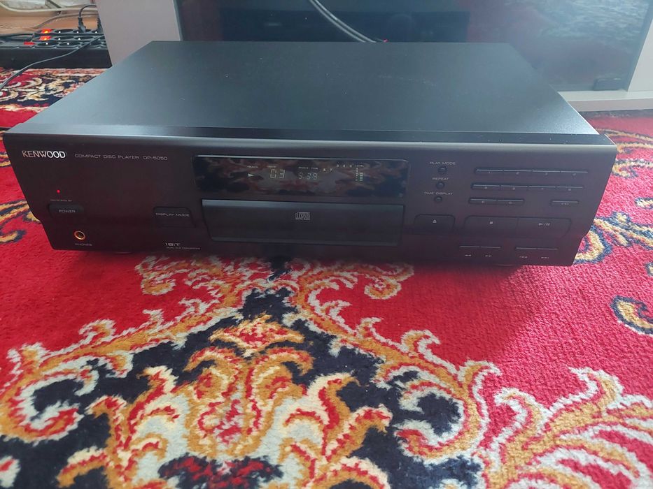 Odtwarzacz CD - Kenwood DP 5050 /wysoki model