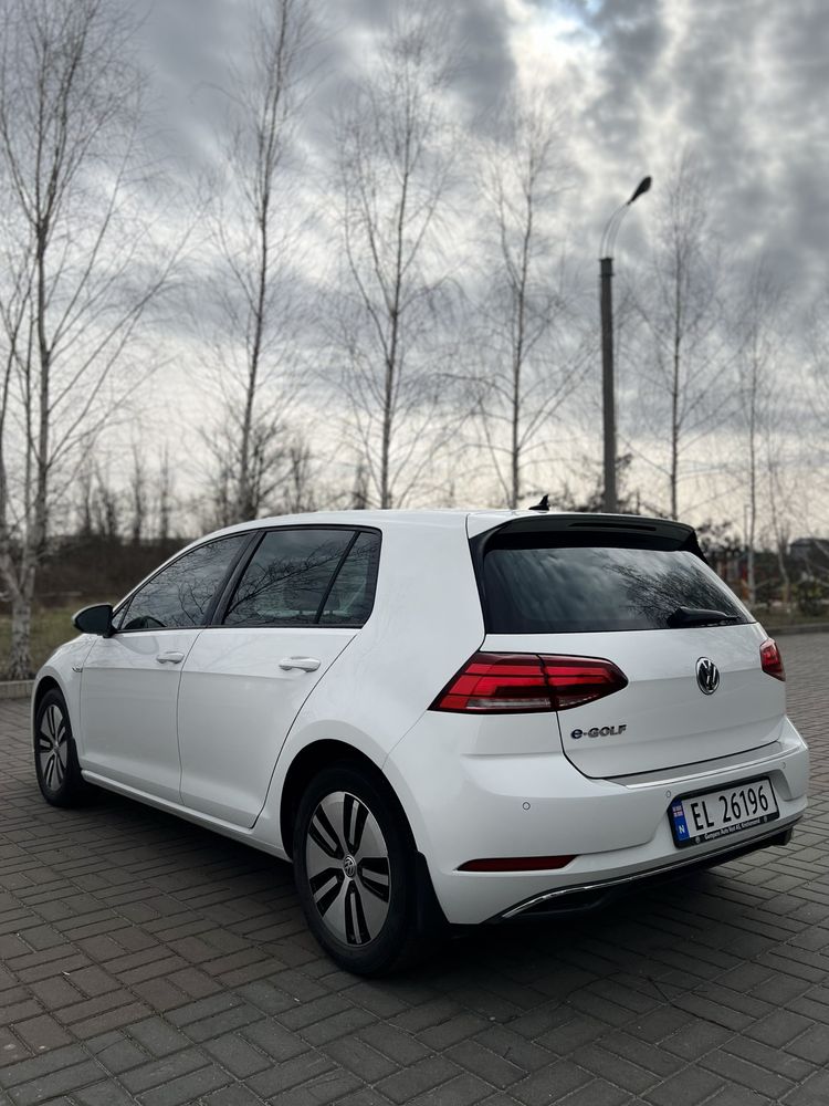 Volkswagen E-Golf, 36kWh, 2017 рік