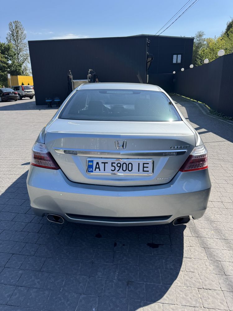 Продам Honda Legend
