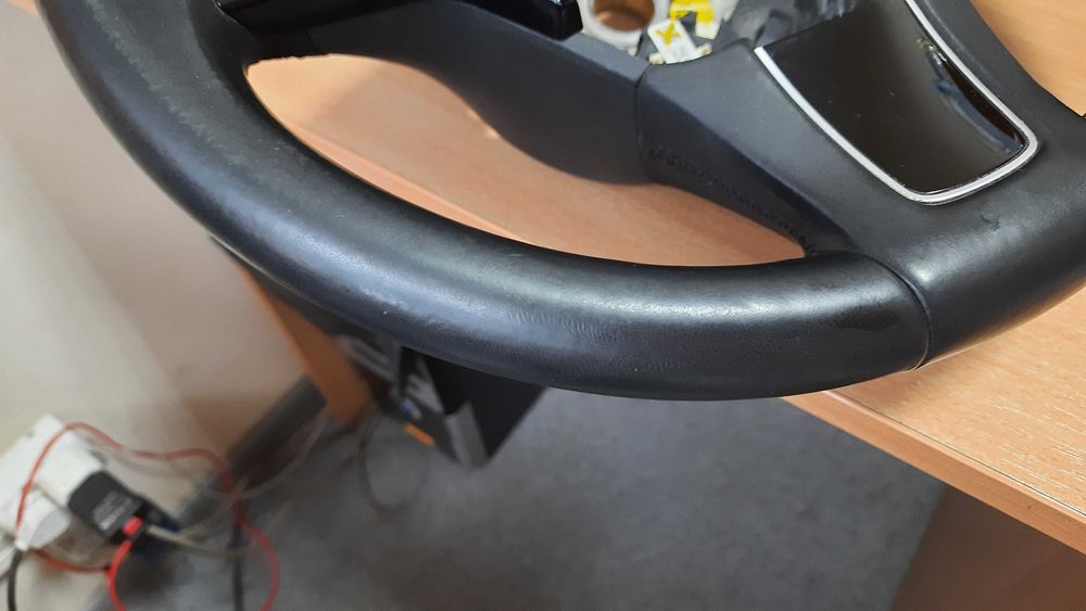 Руль Фольксваген Туарег, 2010 г