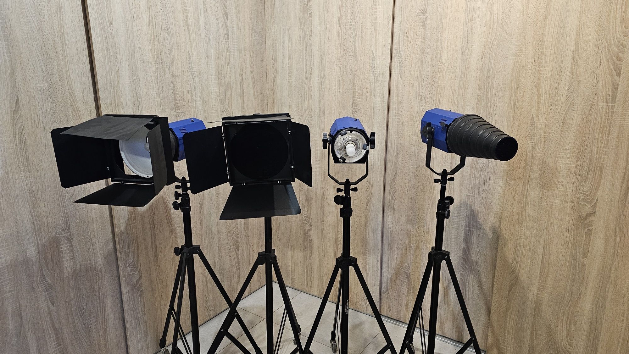 Lampa studyjna błyskowa MARKO FLASH APUS DIGI 350
