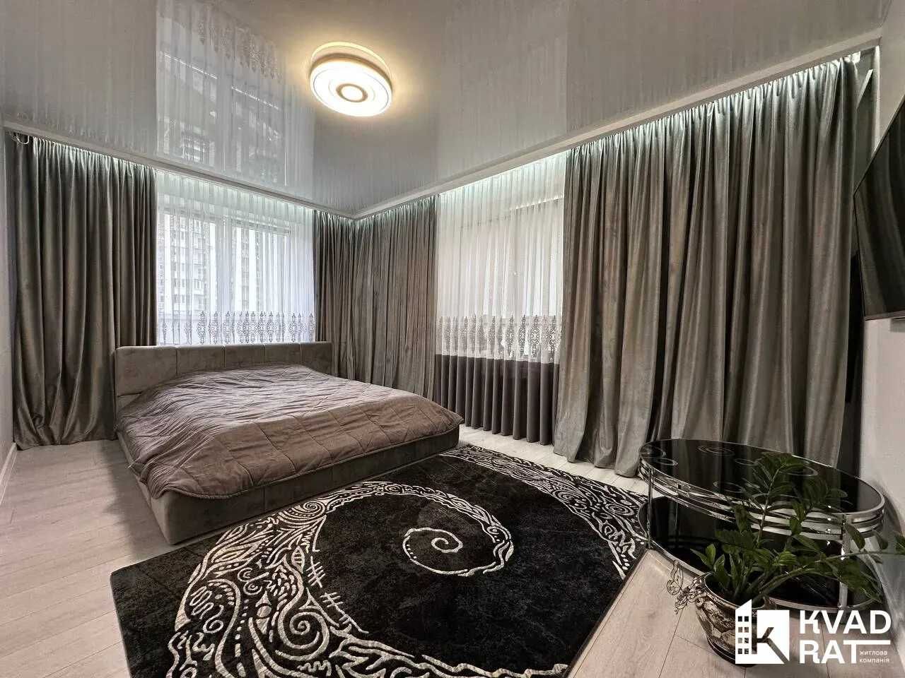 Продаж 2- кімнатної квартири з ремонтом в комплесі закритого типу БАМ.