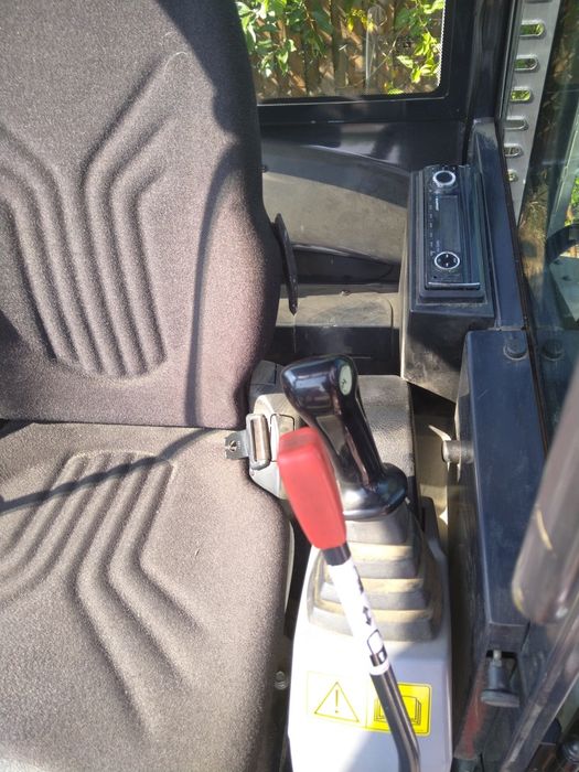 Wynajem minikoarki Kubota kx18-4 . 3 łyżki w zestawie . Transport