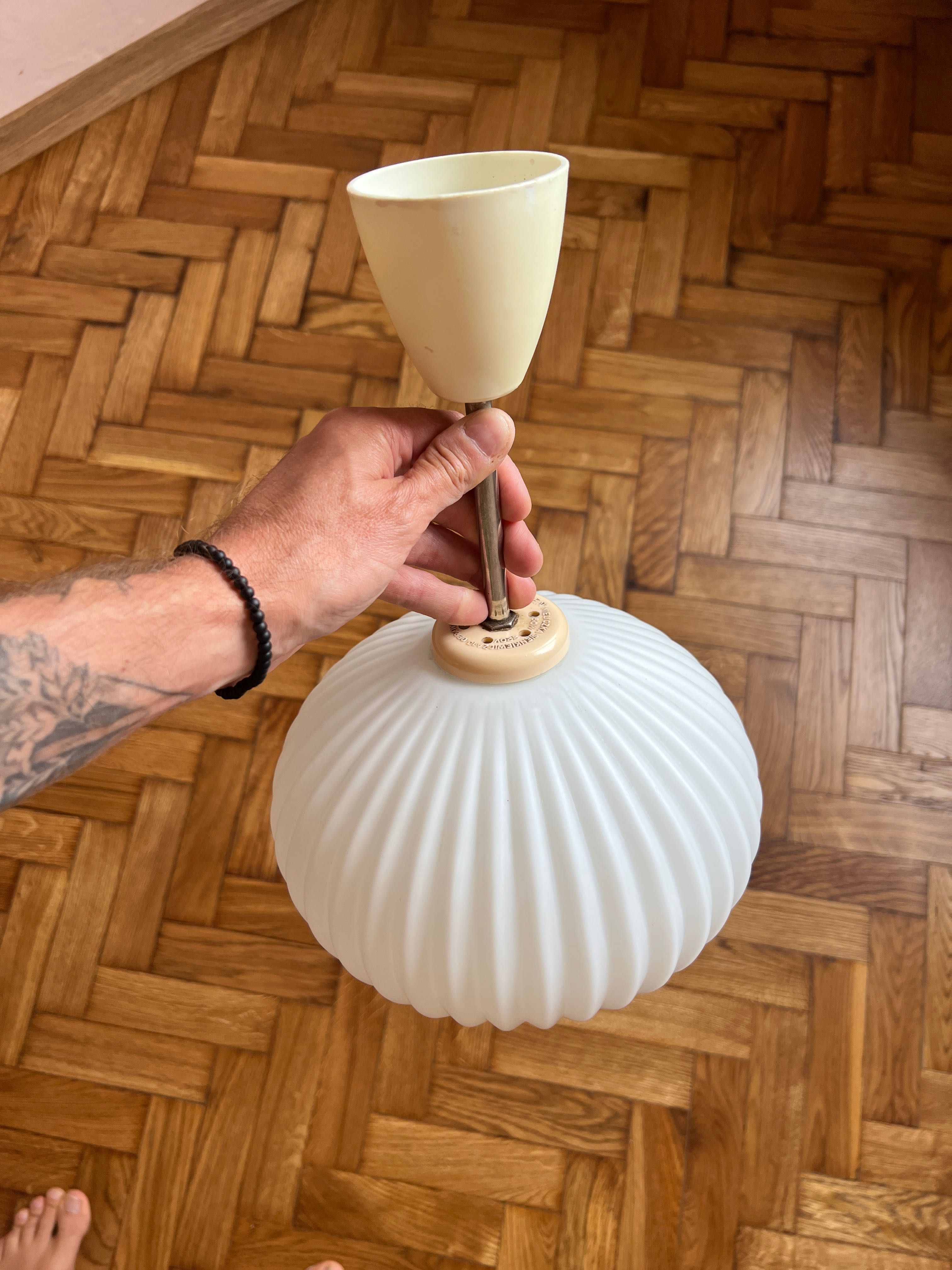 Lampa sufitowa retro, PRL stylowa biała jak nowa