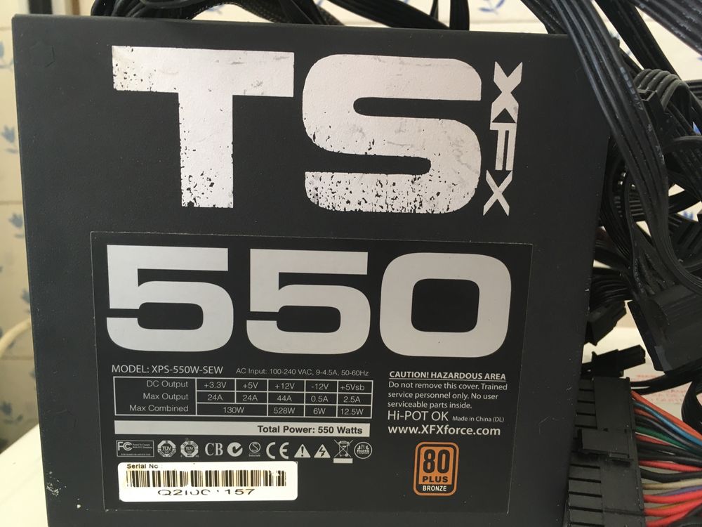 Fonte  XFX TS 550W para pc gaming