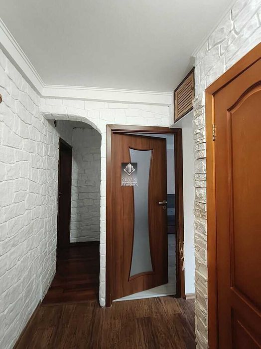 Продаж 2-кімнатної квартири роздільного планування, вул Парамонова