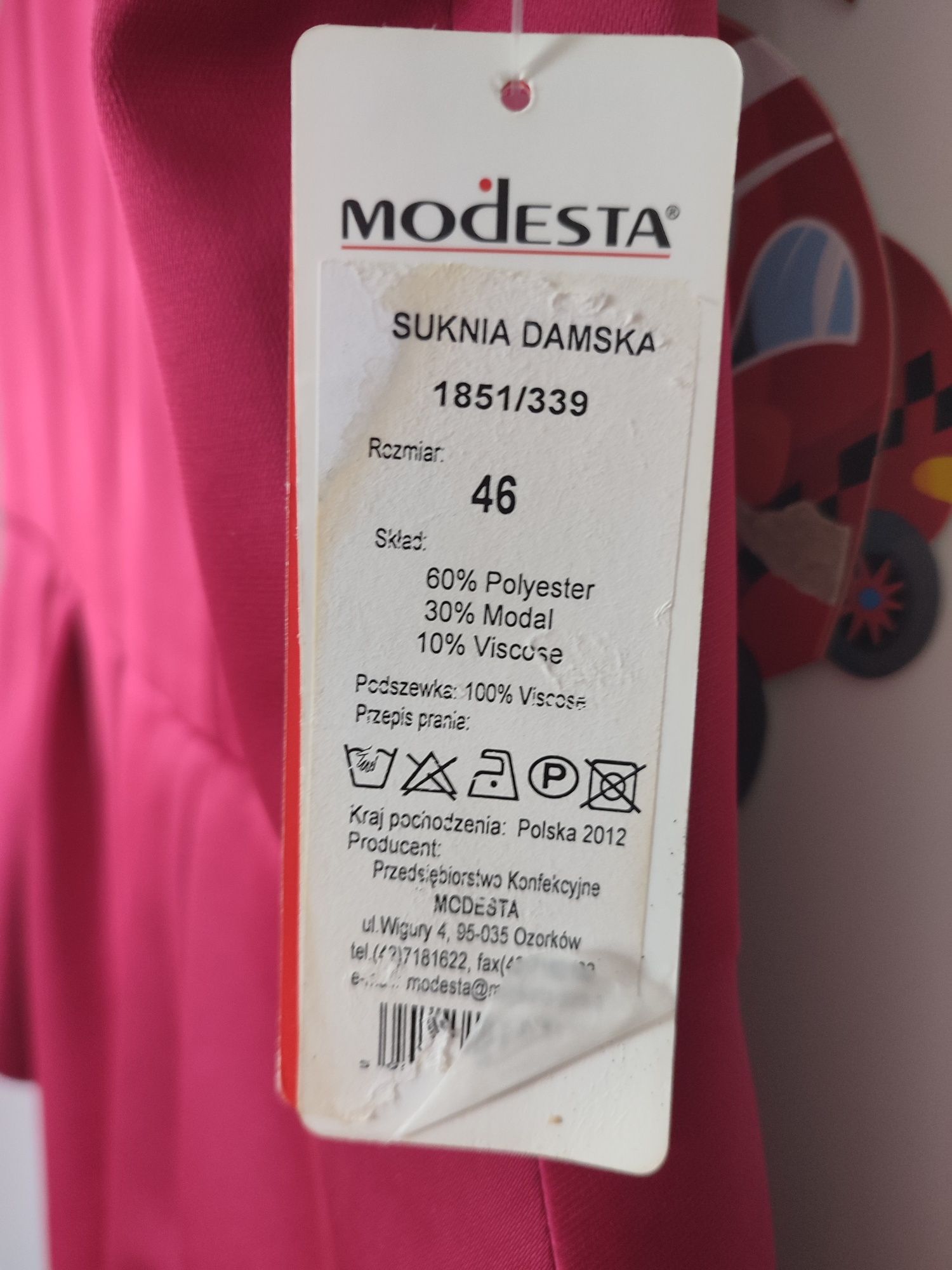 Sukienka na przyjęcie Modesta