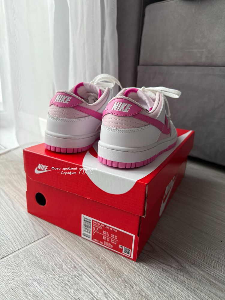 NEW NIKE DUNK LOW pink white (in box)