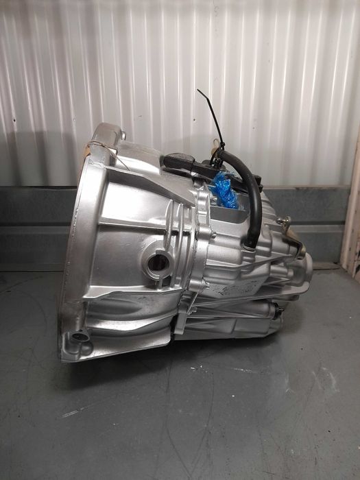 Caixa de Velocidades Renault Trafic/ Opel Vivaro ref:PK6375