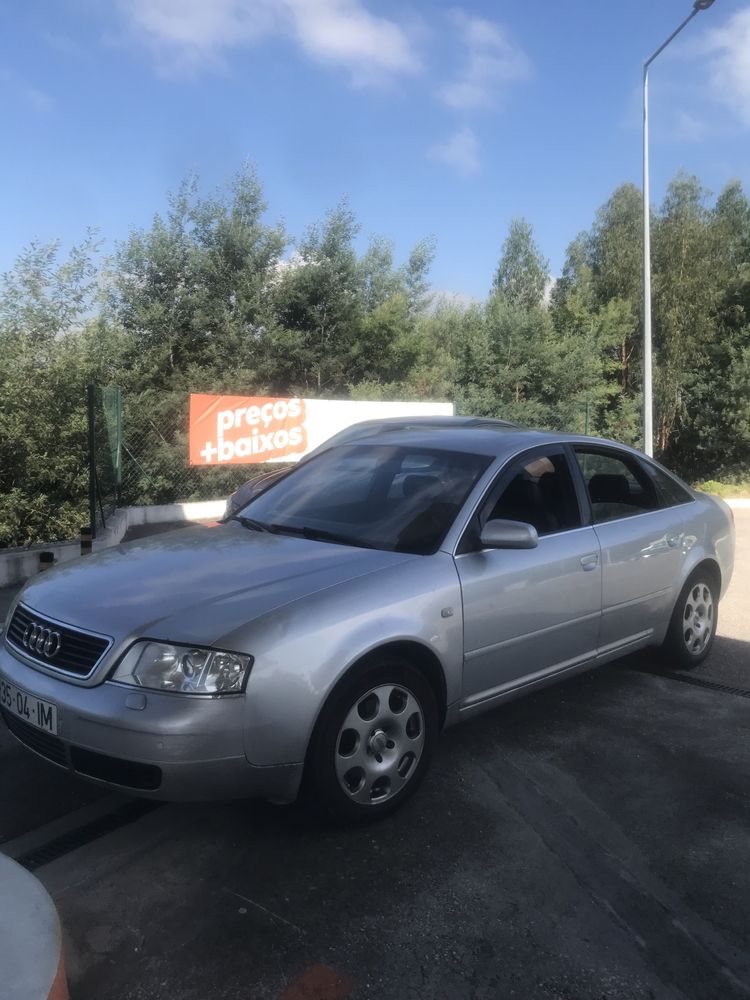 Audi A6 gasolina 2.8 v6 193 cv com todos os extras de um carro topo