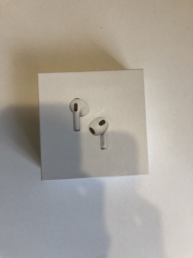 Airpods 3 покоління