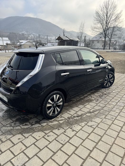 Продам Ніссан Ліф 2016 року