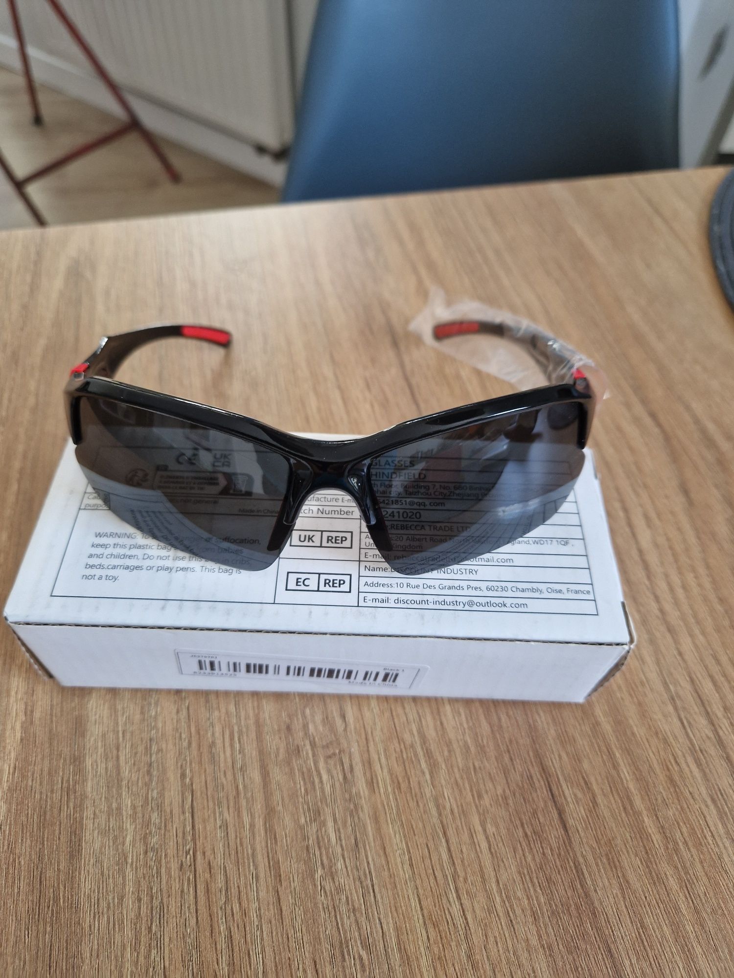 Śliczne nowe  okulary