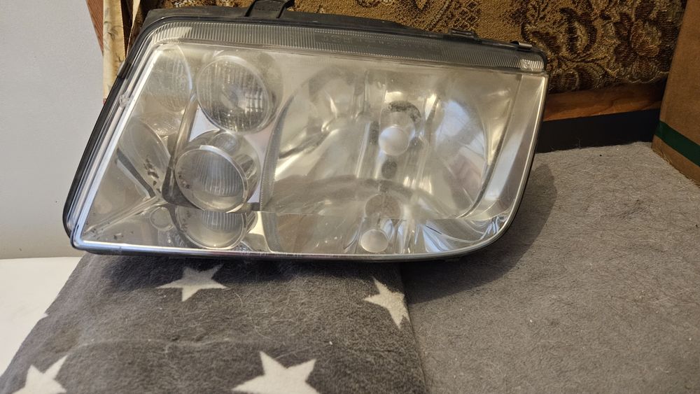 Lampy/Lefrektory VW BORA